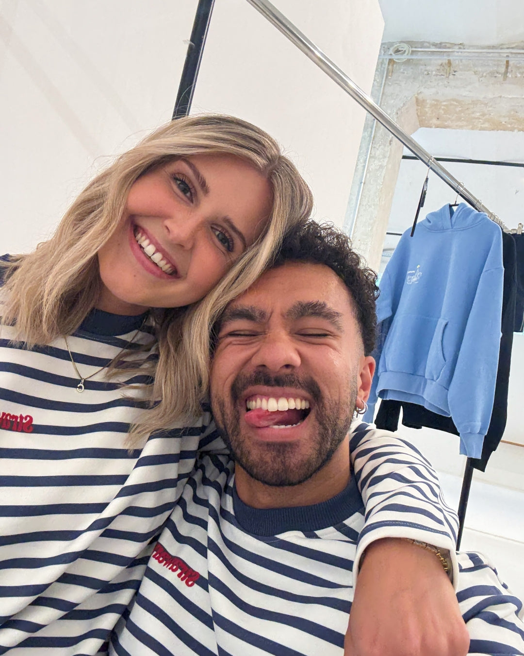 Strawanza Longsleeve Navy und Weiß