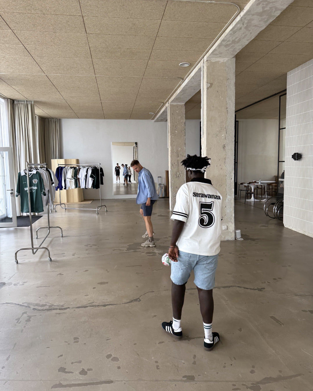 Strawanza Club Trikot weiß