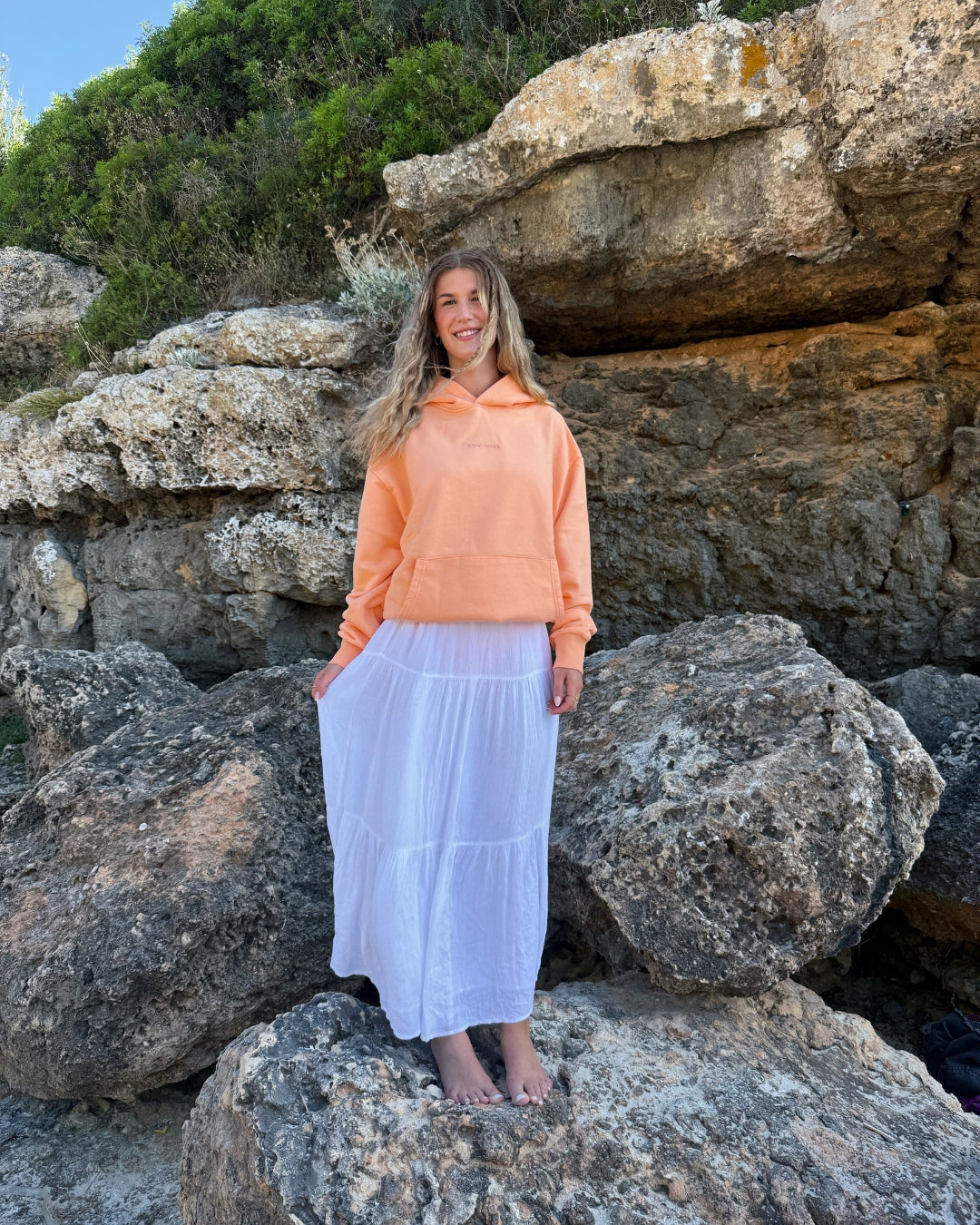 Irgendwo is immer Sommer Hoodie orange